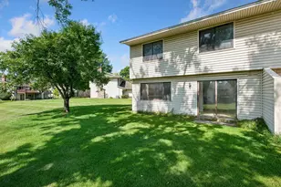 8515 W 97th St Cir, Bloomington, MN 55438 - Photo 25