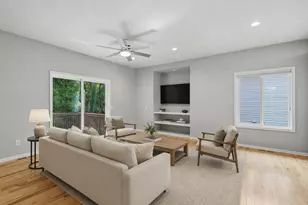 13150 Fordham Ct, Apple Valley, MN 55124 - Photo 3