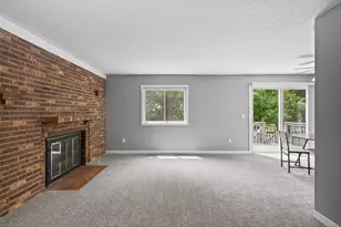 2210 Matterhorn Ln, Saint Paul, MN 55119 - Photo 3