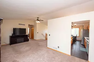 5180 185th St W, Farmington, MN 55024 - Photo 11
