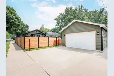 421 Snelling Avenue S, Saint Paul, MN 55105 - Photo 37