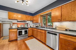 1219 Galvin Ave, West Saint Paul, MN 55118 - Photo 7