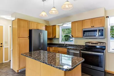 16307 Moorland Circle, Minnetonka, MN 55345 - Photo 13