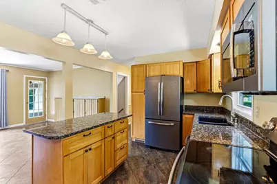 16307 Moorland Circle, Minnetonka, MN 55345 - Photo 11