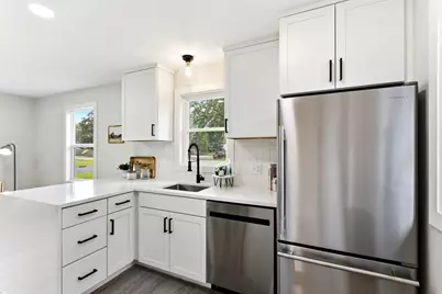 8200 Clinton Avenue S, Bloomington, MN 55420 - Photo 9