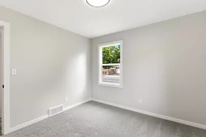 8200 Clinton Avenue S, Bloomington, MN 55420 - Photo 17