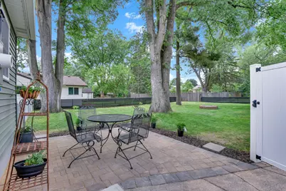 8200 Clinton Avenue S, Bloomington, MN 55420 - Photo 27