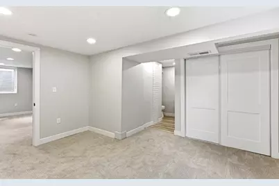 8200 Clinton Avenue S, Bloomington, MN 55420 - Photo 25