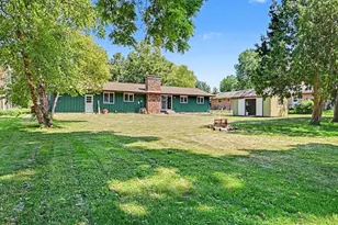 206 Lincoln Ave S, New Prague, MN 56071 - Photo 1