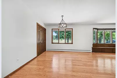 206 Lincoln Avenue S, New Prague, MN 56071 - Photo 9
