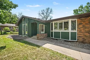 206 Lincoln Ave S, New Prague, MN 56071 - Photo 3