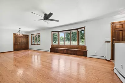 206 Lincoln Avenue S, New Prague, MN 56071 - Photo 5