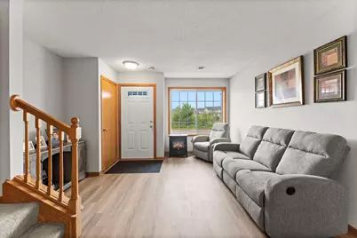 345 Roosevelt Street S #H, Cambridge, MN 55008 - Photo 3