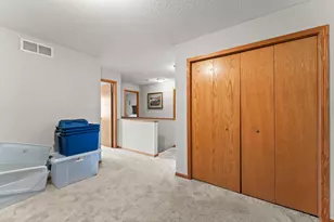 345 Roosevelt St S, Cambridge, MN 55008 - Photo 15