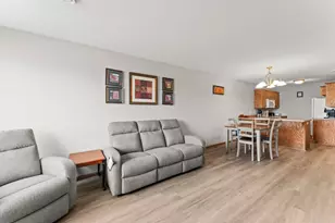 345 Roosevelt St S, Cambridge, MN 55008 - Photo 5