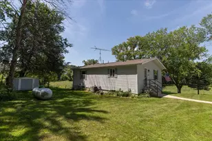 7300 30th St SE, Eyota, MN 55934 - Photo 31