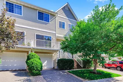428 Willoughby Way W, Minnetonka, MN 55305 - Photo 1