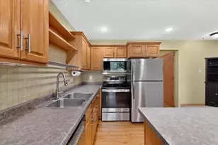 3132 River Falls Ct NW, Rochester, MN 55901 - Photo 15