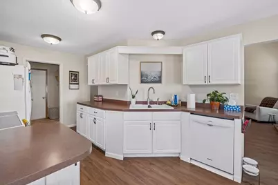 11081 Oregon Curve, Bloomington, MN 55438 - Photo 5