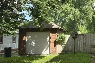 1019 6th Ave, Mountain Lake, MN 56159 - Photo 3
