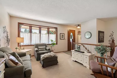 430 Cindy Lane, Owatonna, MN 55060 - Photo 5