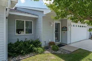 549 Oakwood Dr, Janesville, MN 56048 - Photo 3