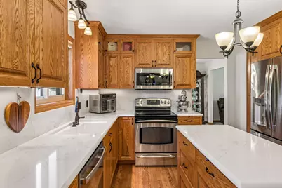 21071 Hyacinth Avenue, Lakeville, MN 55044 - Photo 9