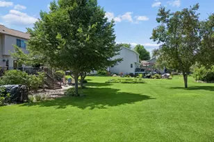 21071 Hyacinth Ave, Lakeville, MN 55044 - Photo 51