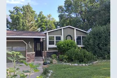 506 W Stanton Avenue, Fergus Falls, MN 56537 - Photo 1