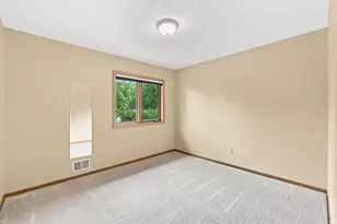 17654 W 67th St, Eden Prairie, MN 55346 - Photo 15