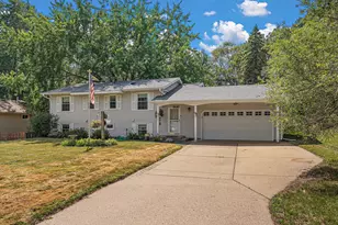 10908 Dahlia Street NW, Coon Rapids, MN 55433 - Photo 3