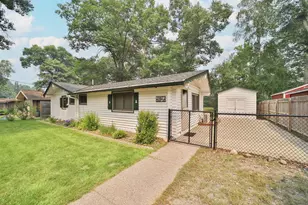 29872 Canary Ln, Breezy Point, MN 56472 - Photo 1