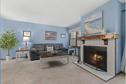 6684 Gretchen Lane N, Oakdale, MN 55128 - Photo 17