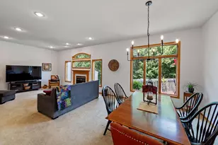 3947 Bailey Ridge Draw, Woodbury, MN 55125 - Photo 9