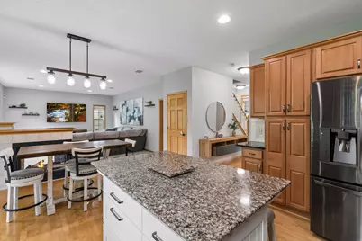 9720 Linden Avenue N, Brooklyn Park, MN 55443 - Photo 21