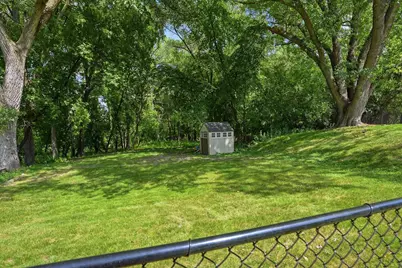 2686 Victoria Street N, Roseville, MN 55113 - Photo 33