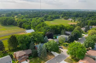 1819 Moore St, Falcon Heights, MN 55113 - Photo 3