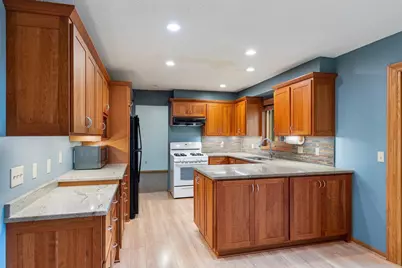 1819 Moore Street, Falcon Heights, MN 55113 - Photo 11