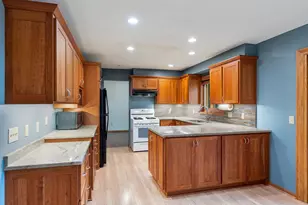 1819 Moore St, Falcon Heights, MN 55113 - Photo 11