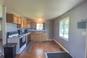 25 Gibson Rd, Silver Bay, MN 55614 - Photo 9