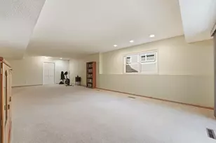 644 Overlook Dr, Roseville, MN 55113 - Photo 35