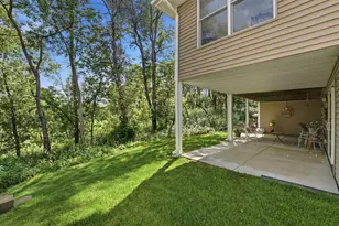 644 Overlook Dr, Roseville, MN 55113 - Photo 43