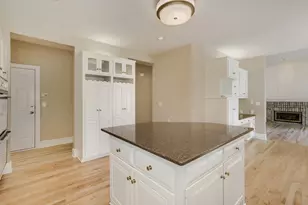 7170 Kenmare Dr, Bloomington, MN 55438 - Photo 23