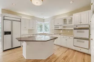7170 Kenmare Dr, Bloomington, MN 55438 - Photo 21