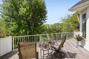 7170 Kenmare Dr, Bloomington, MN 55438 - Photo 29