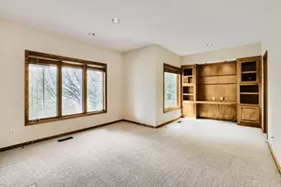 7170 Kenmare Dr, Bloomington, MN 55438 - Photo 45