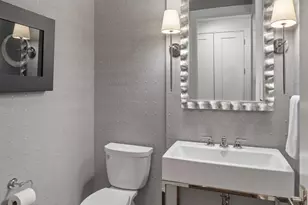 1111 W River Pkwy, Minneapolis, MN 55415 - Photo 71