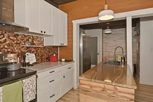 1515 N 9th Ave E, Duluth, MN 55805 - Photo 11