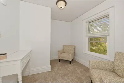 1515 N 9th Avenue E, Duluth, MN 55805 - Photo 13