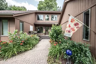 18425 Jamaica Path, Lakeville, MN 55044 - Photo 3